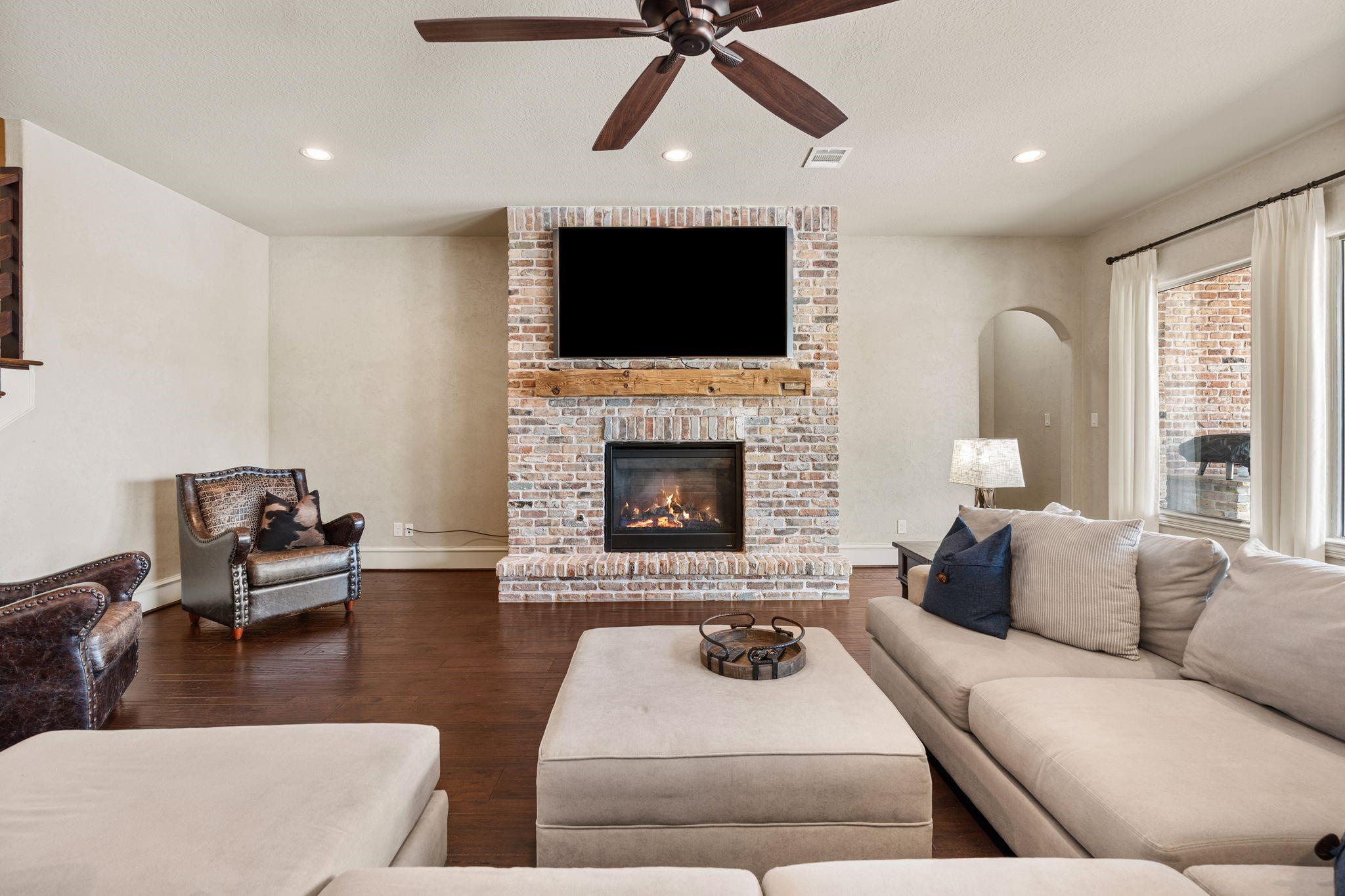 1430 Winding Canyon Court
