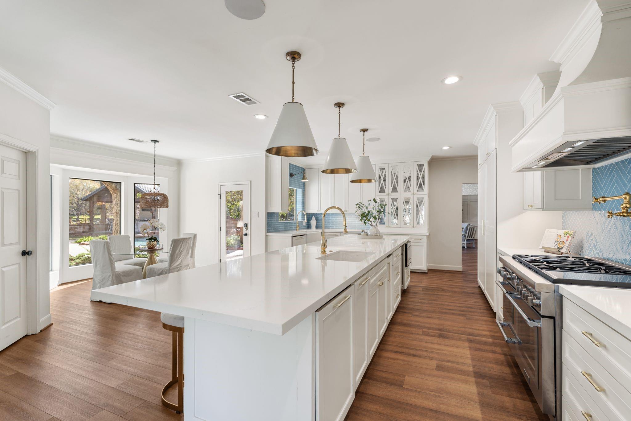 3113 N Saddlebrook Lane
