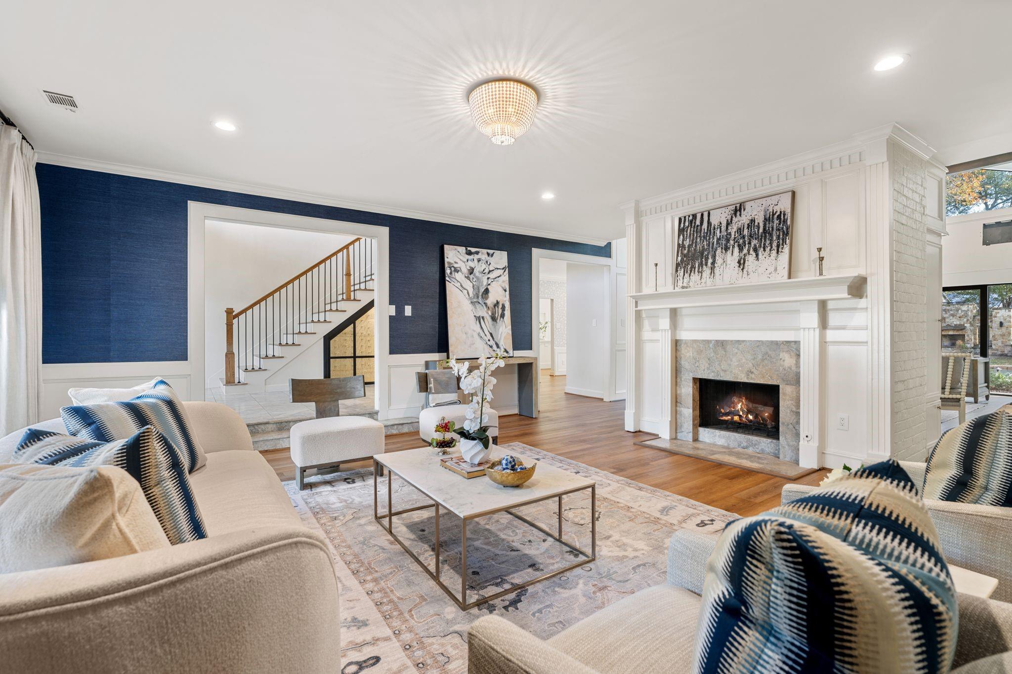 3113 N Saddlebrook Lane
