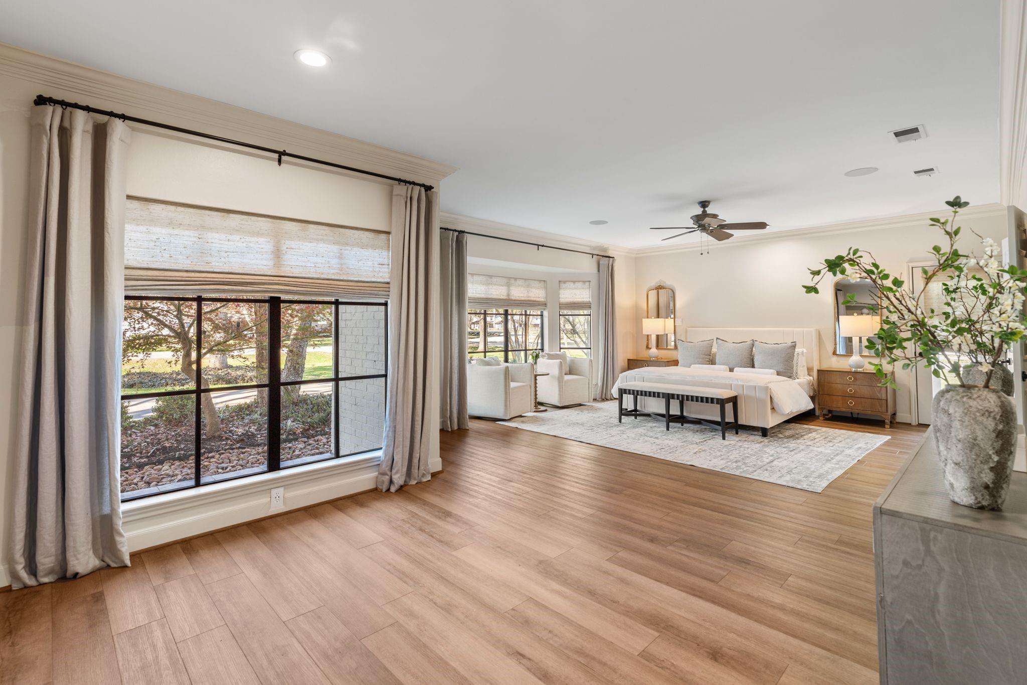 3113 N Saddlebrook Lane