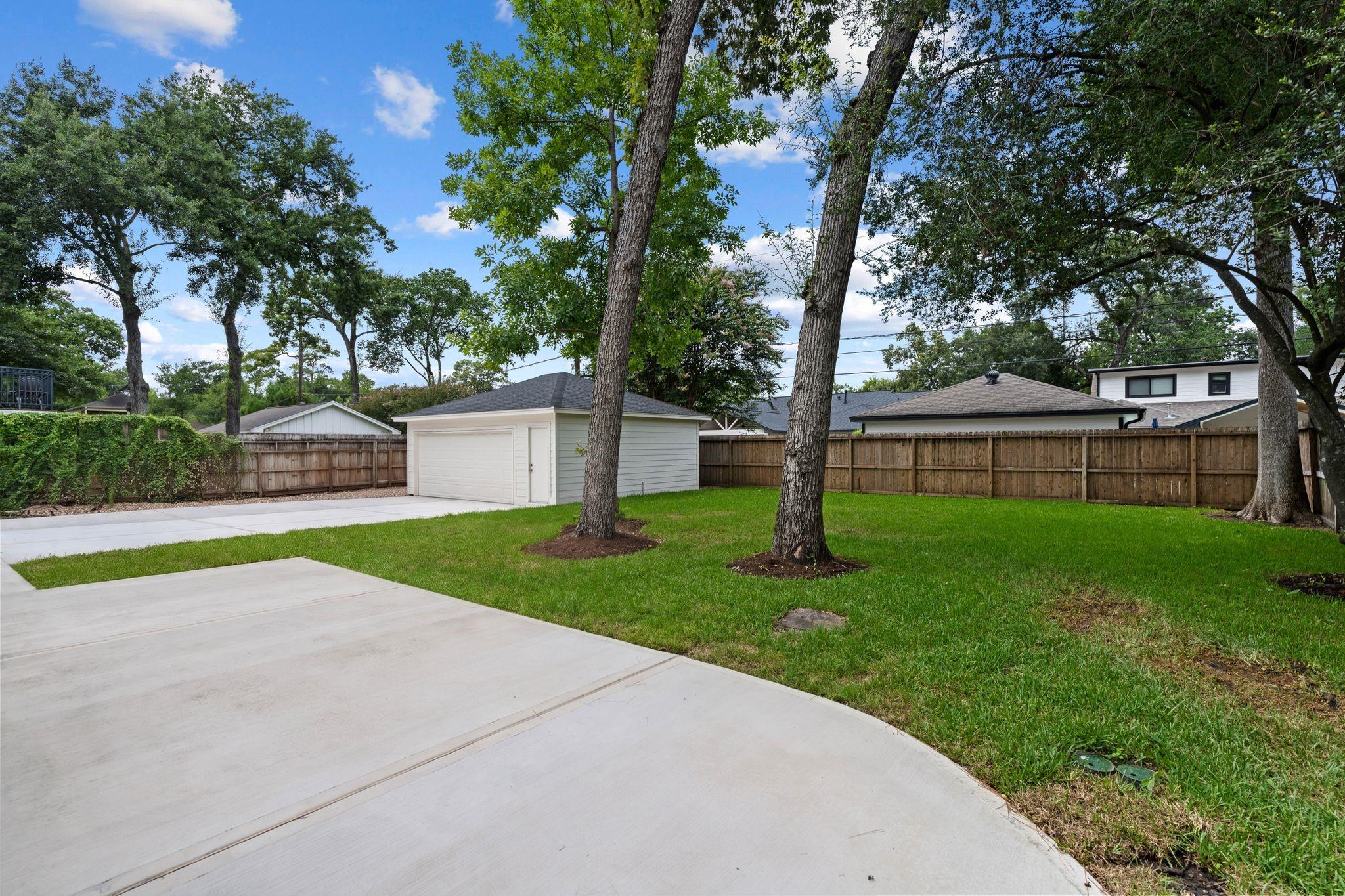 10806 Britoak Lane