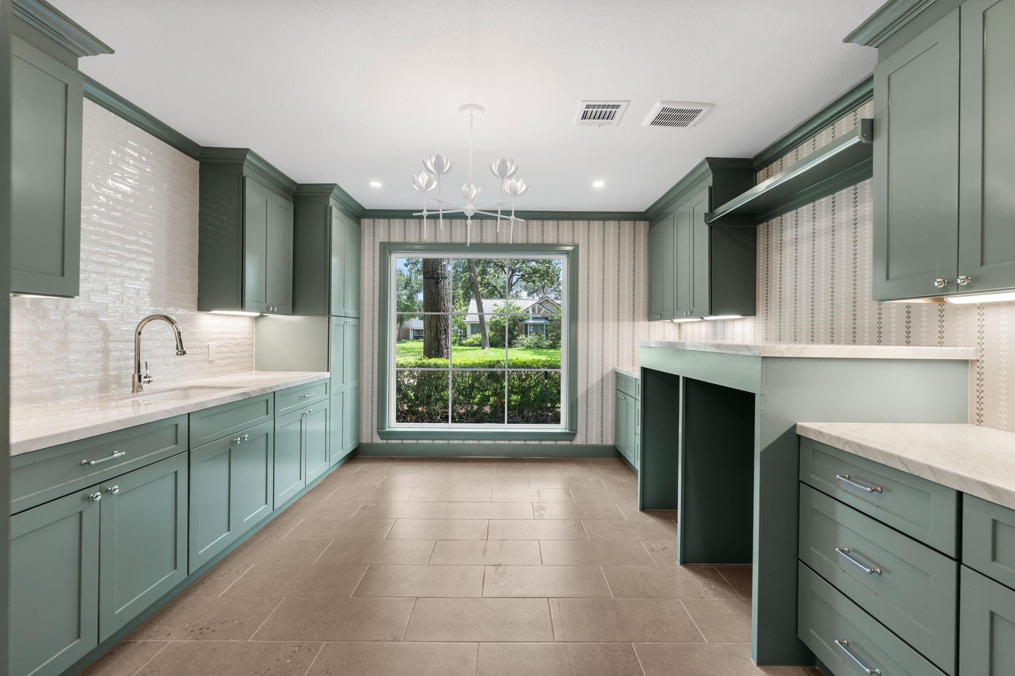 10806 Britoak Lane
