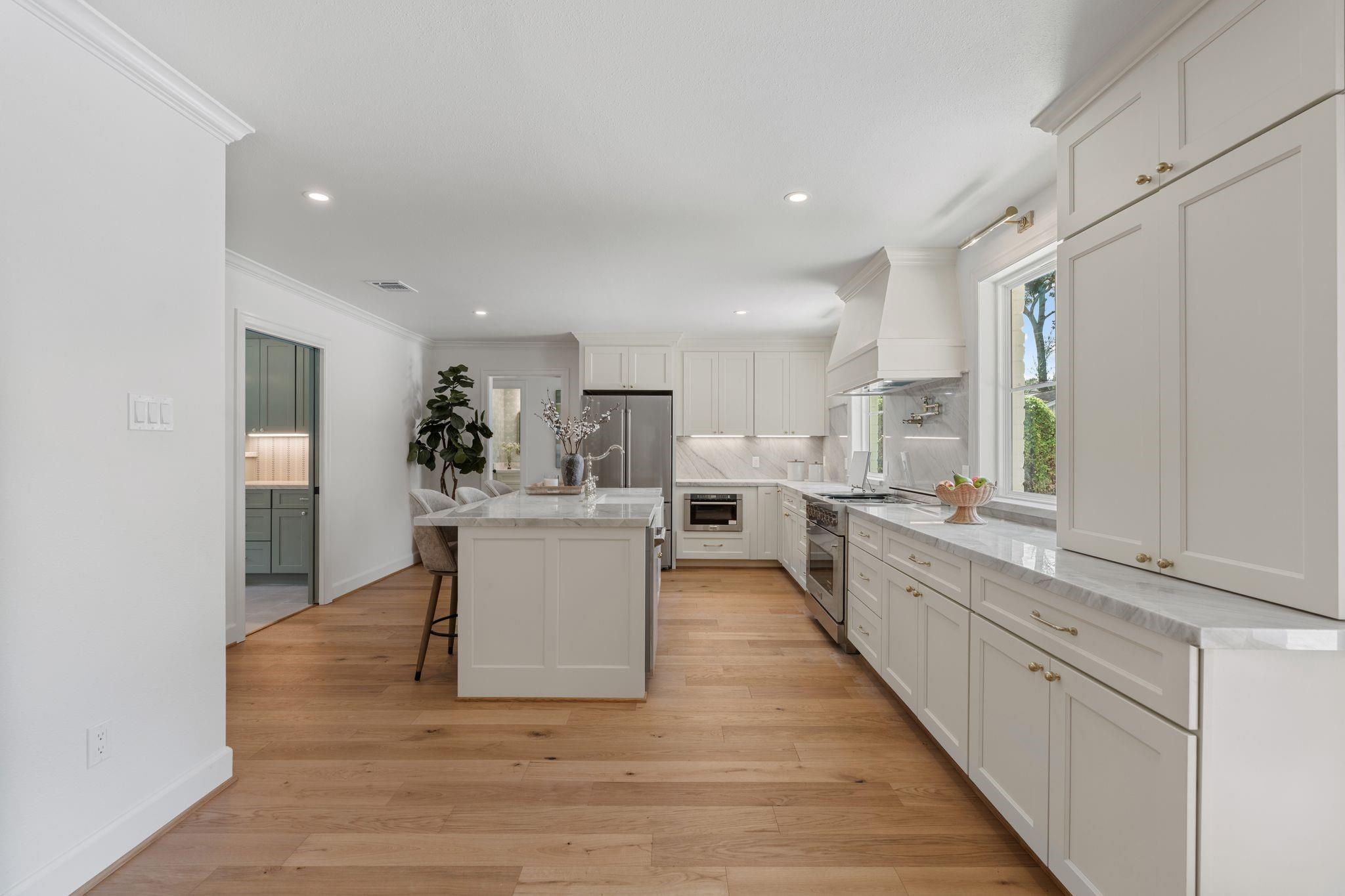 10806 Britoak Lane
