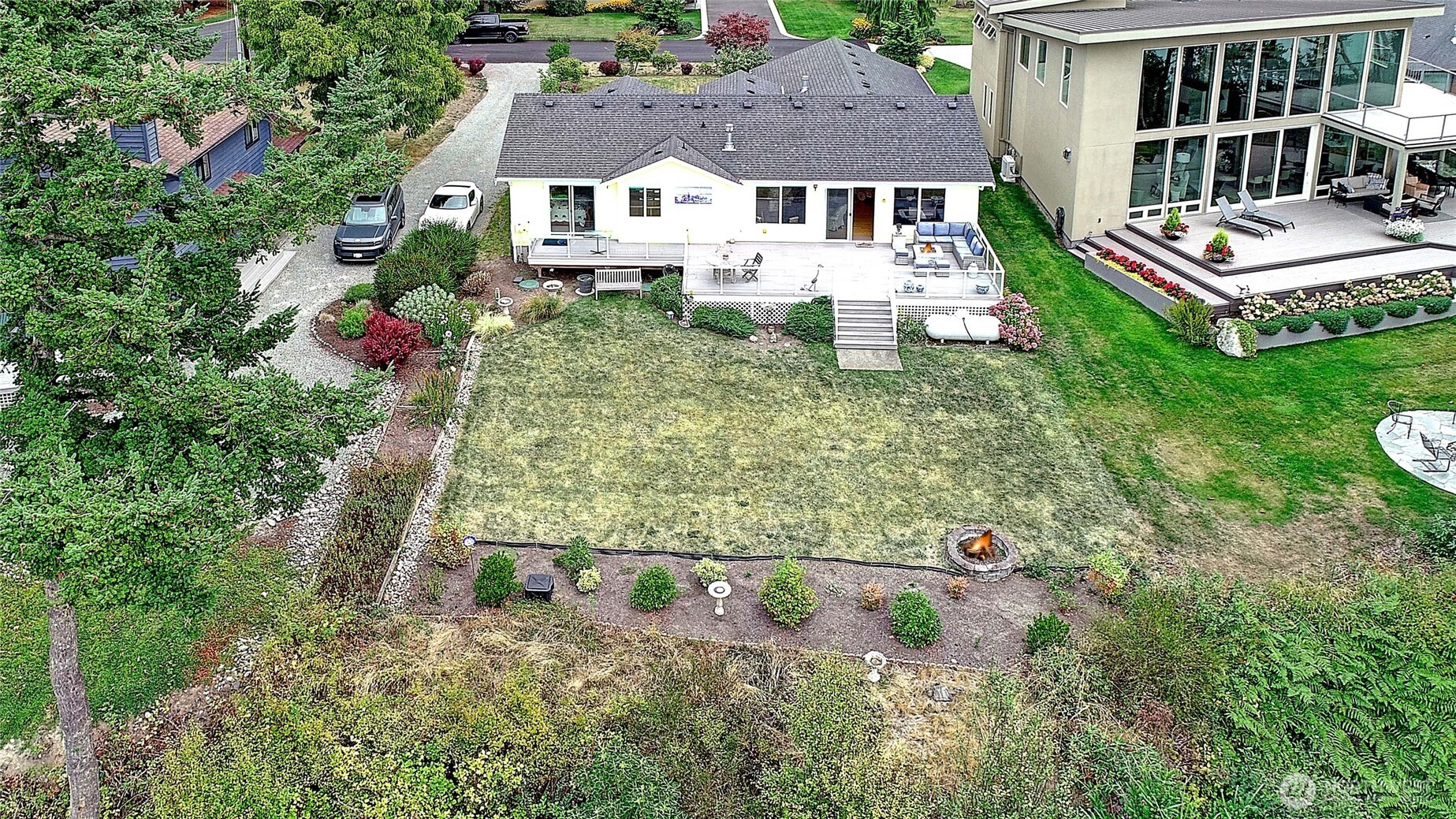 90 Edgewater Drive