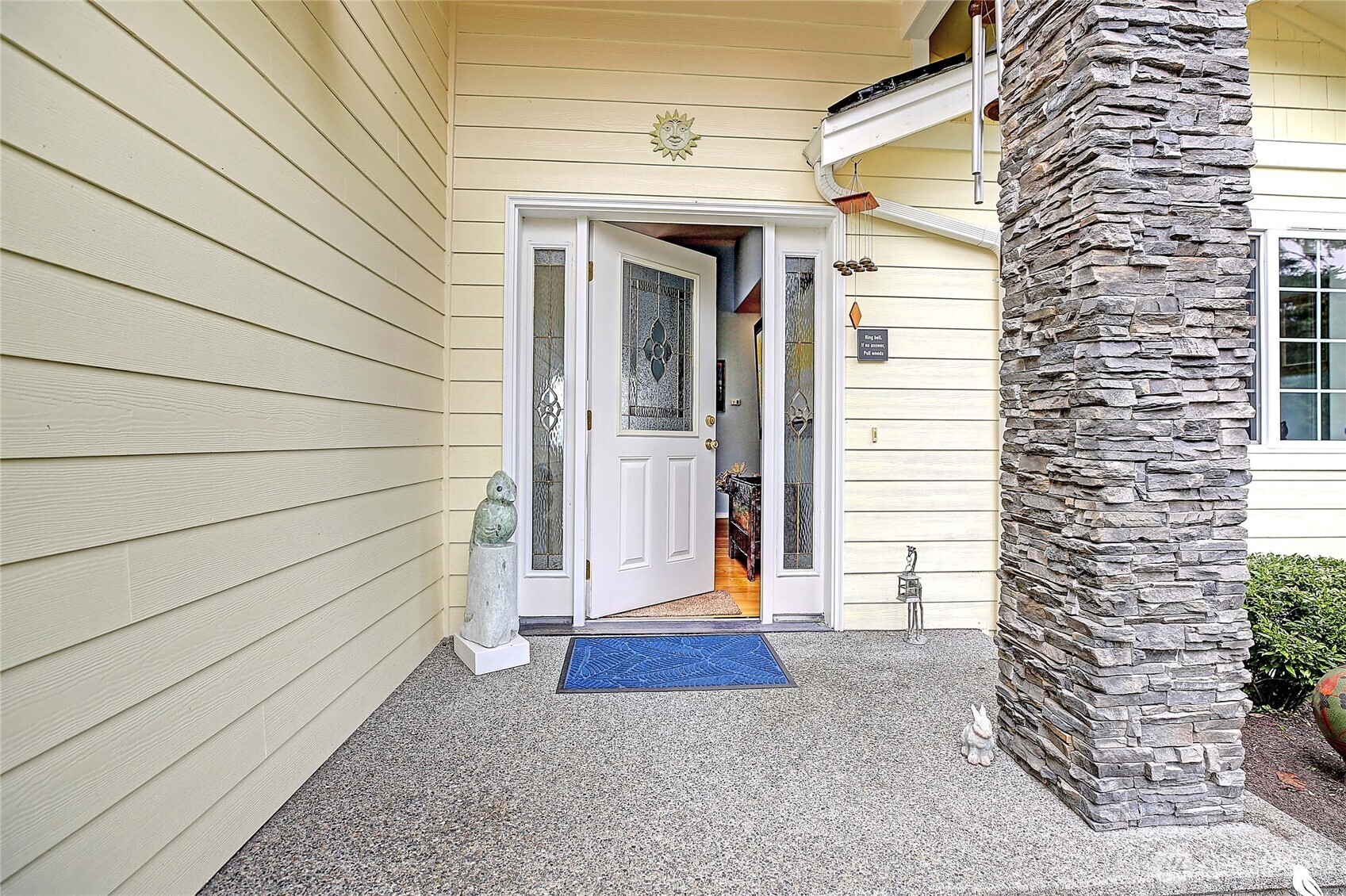 90 Edgewater Drive