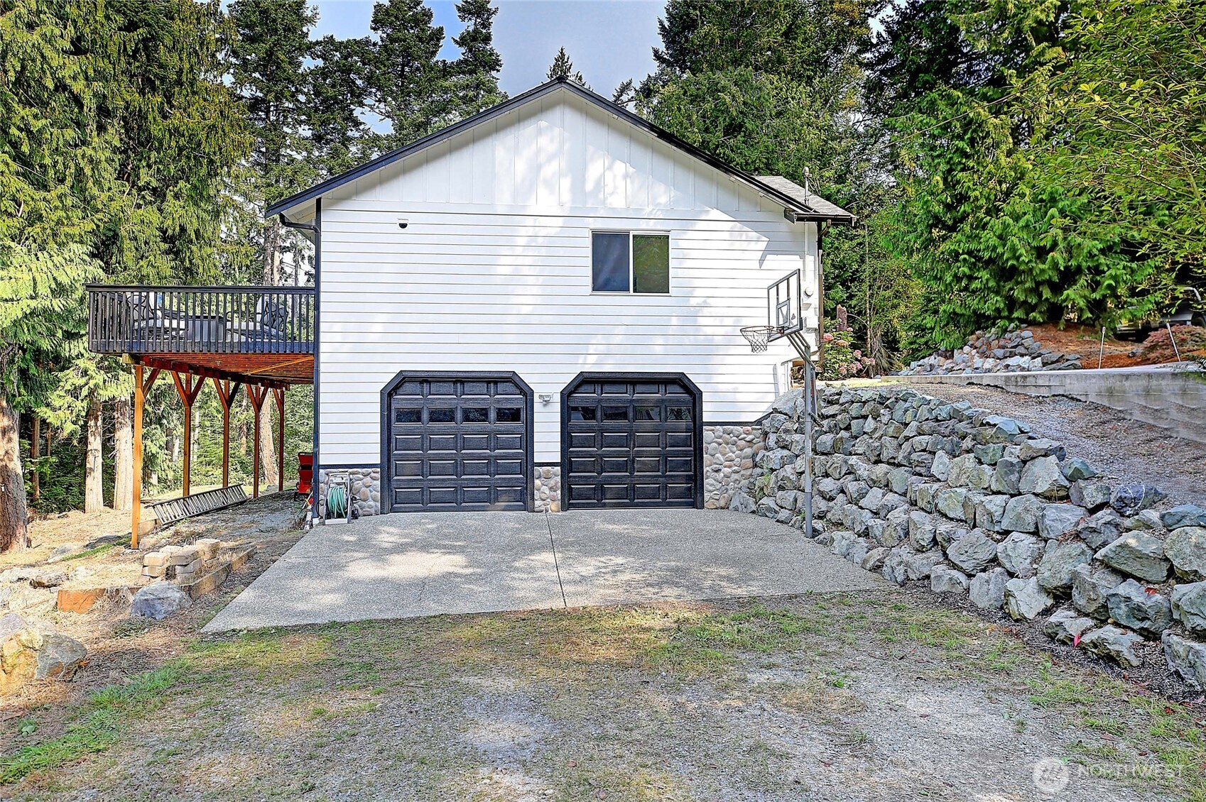 435 NW Camano Drive