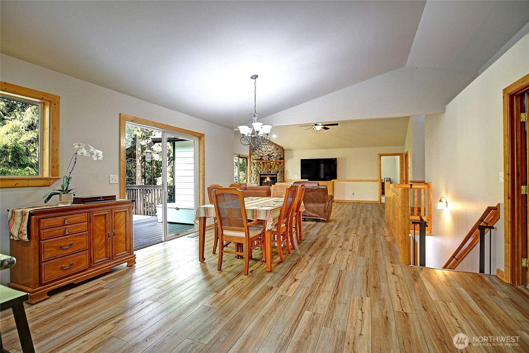 435 NW Camano Drive