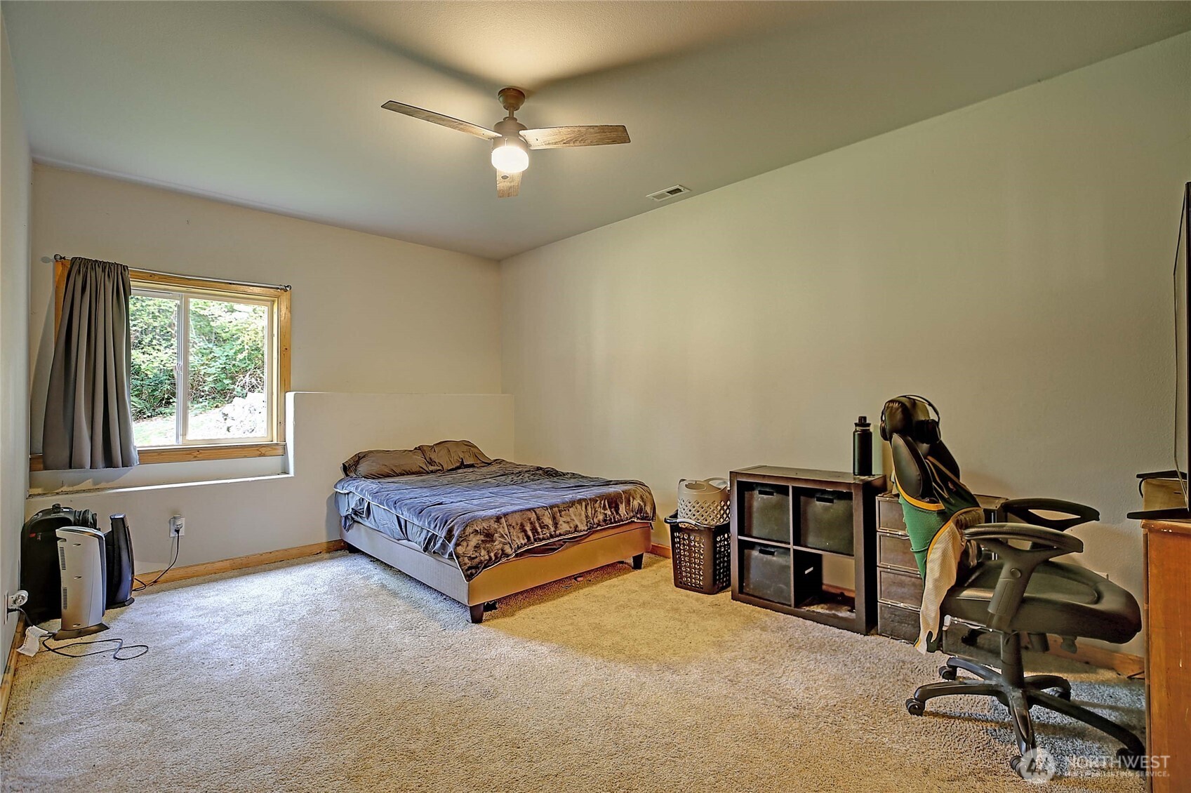 435 NW Camano Drive