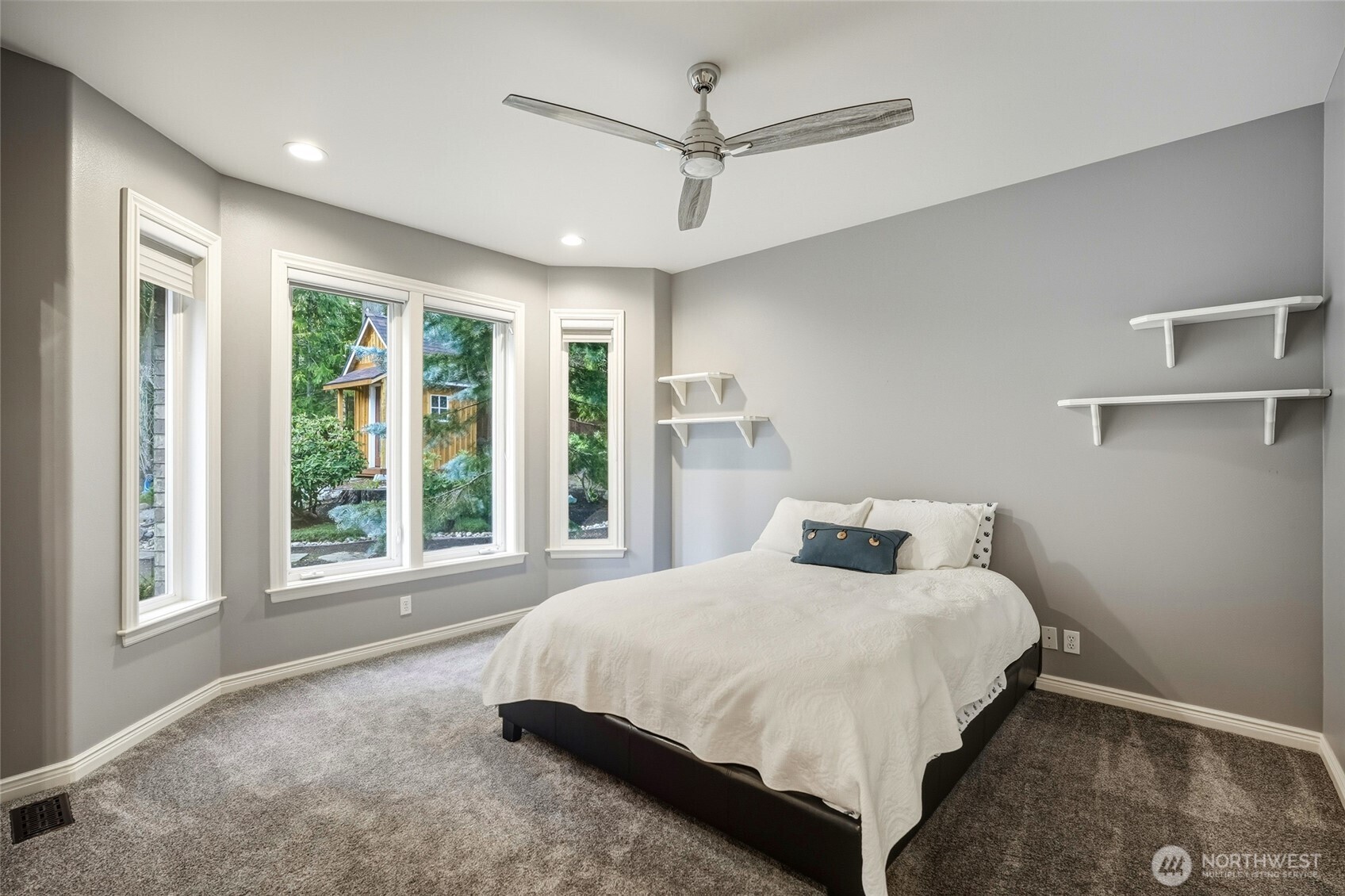 514 Wayne's Ridge Circle