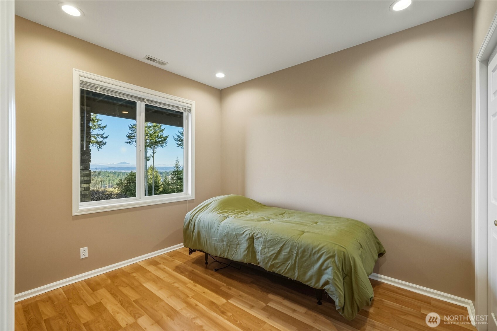 514 Wayne's Ridge Circle