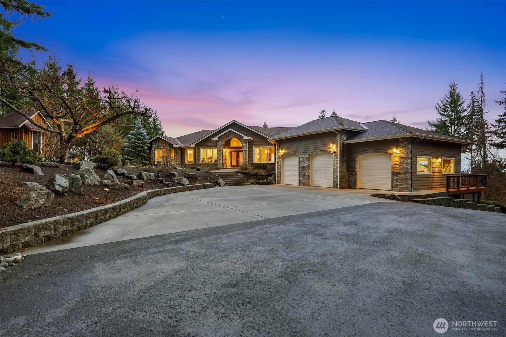 514 Wayne's Ridge Circle