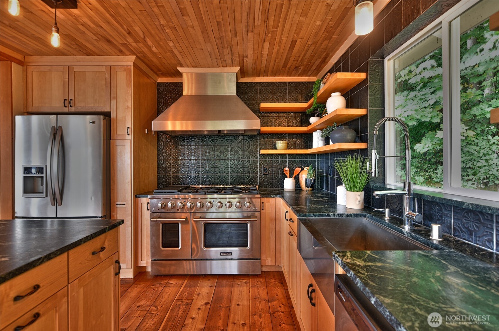 305 Baker Way