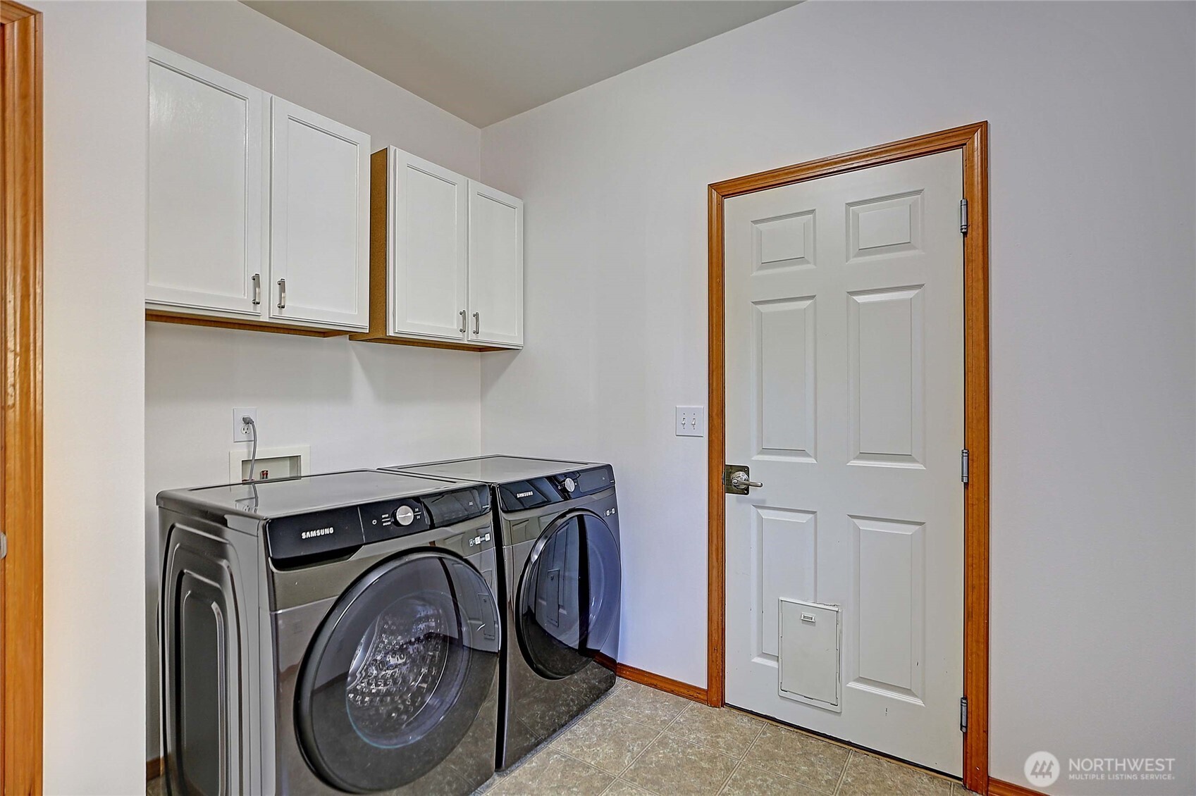 6915 282nd Place NW