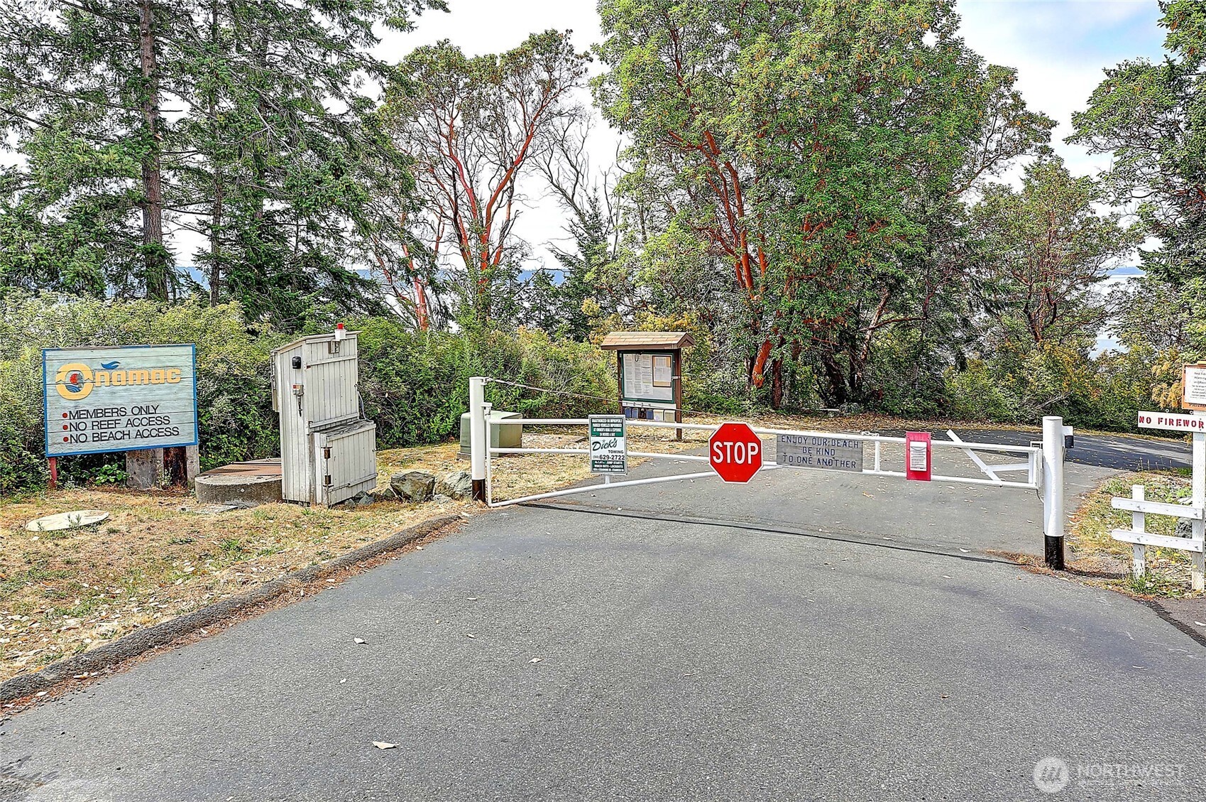 740 Commodore Lane
