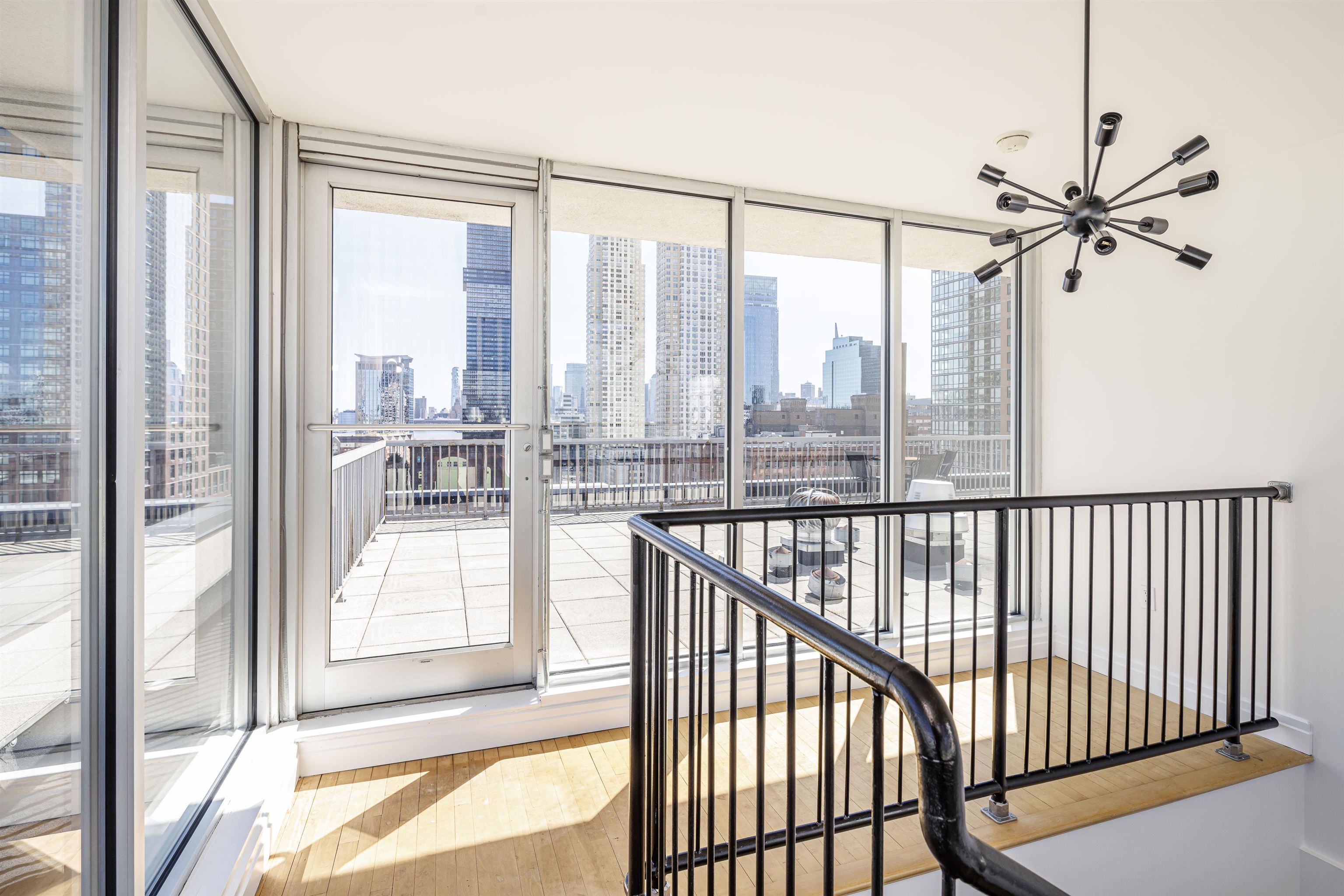 150 BAY ST Unit: PH12