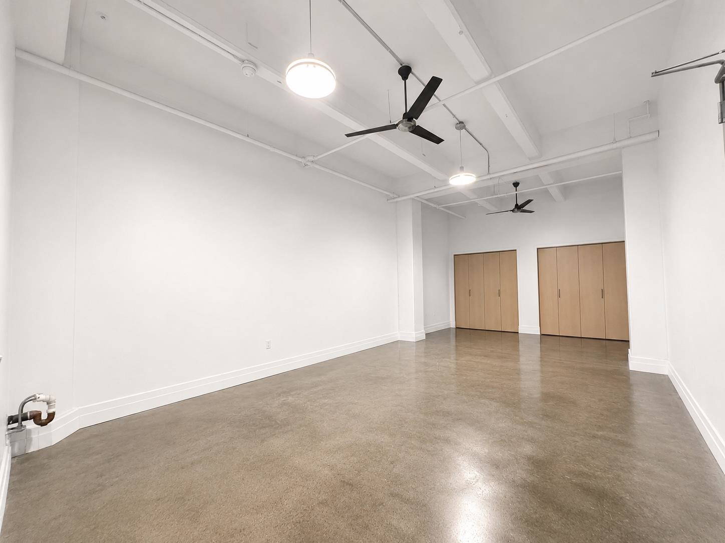 150 BAY ST Unit: 824