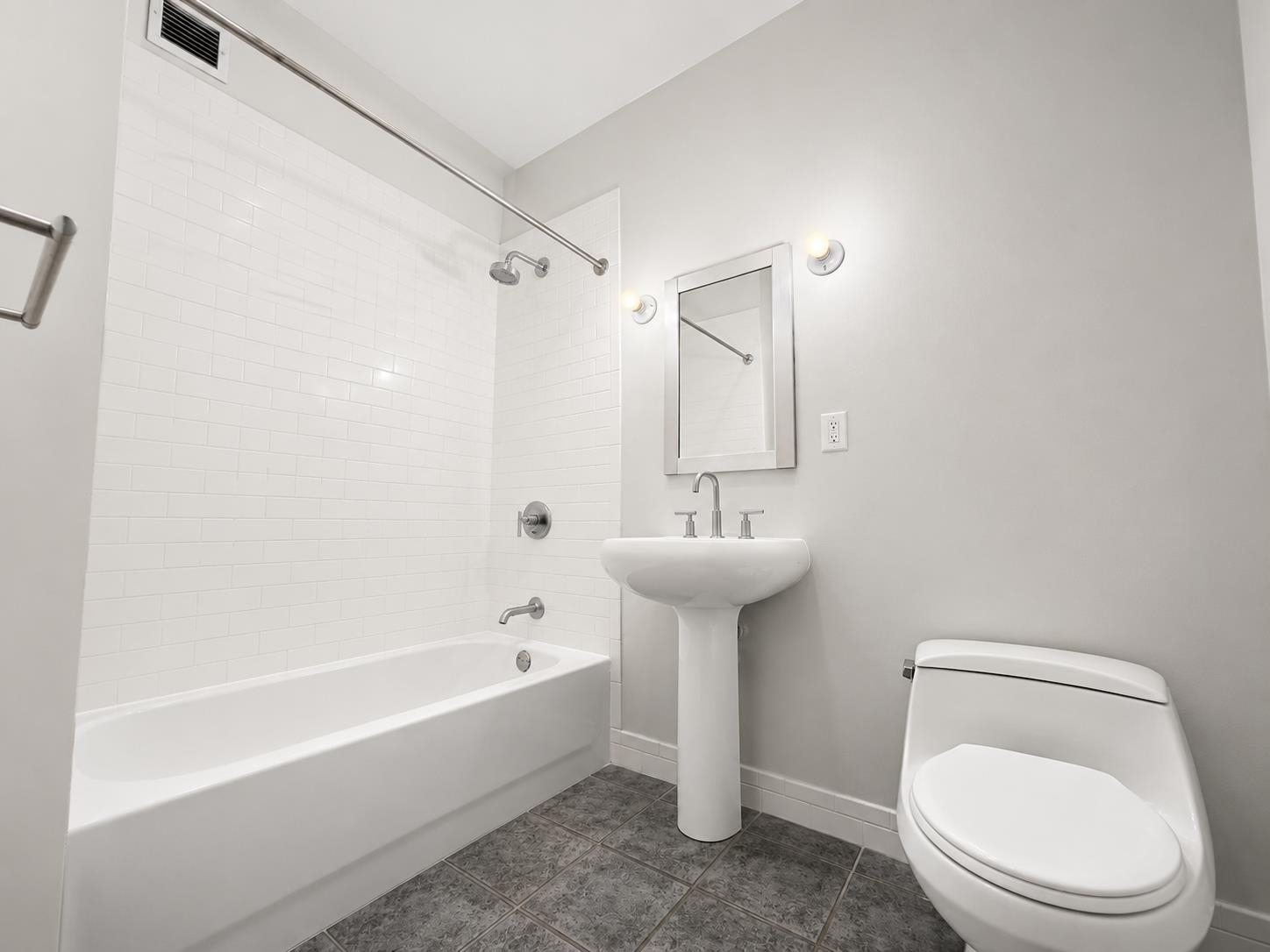150 BAY ST Unit: 815