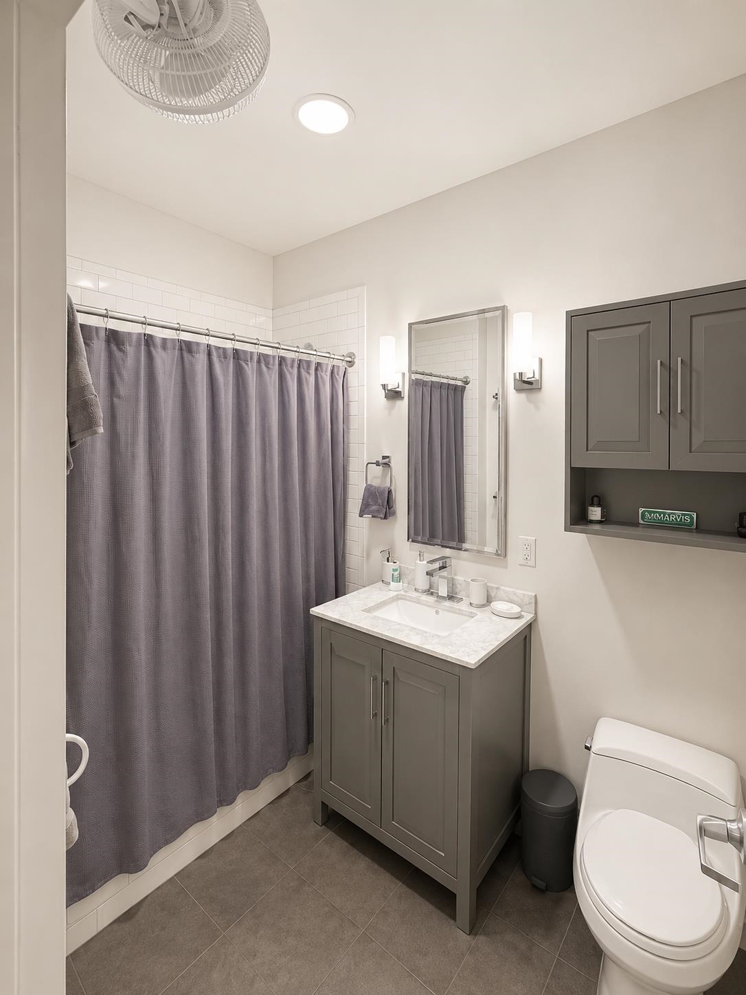 150 BAY ST Unit: 906