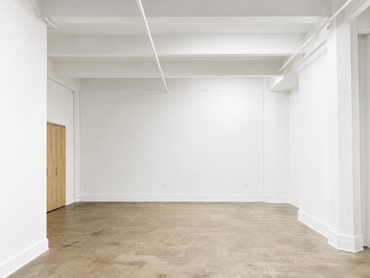 150 BAY ST Unit: 821