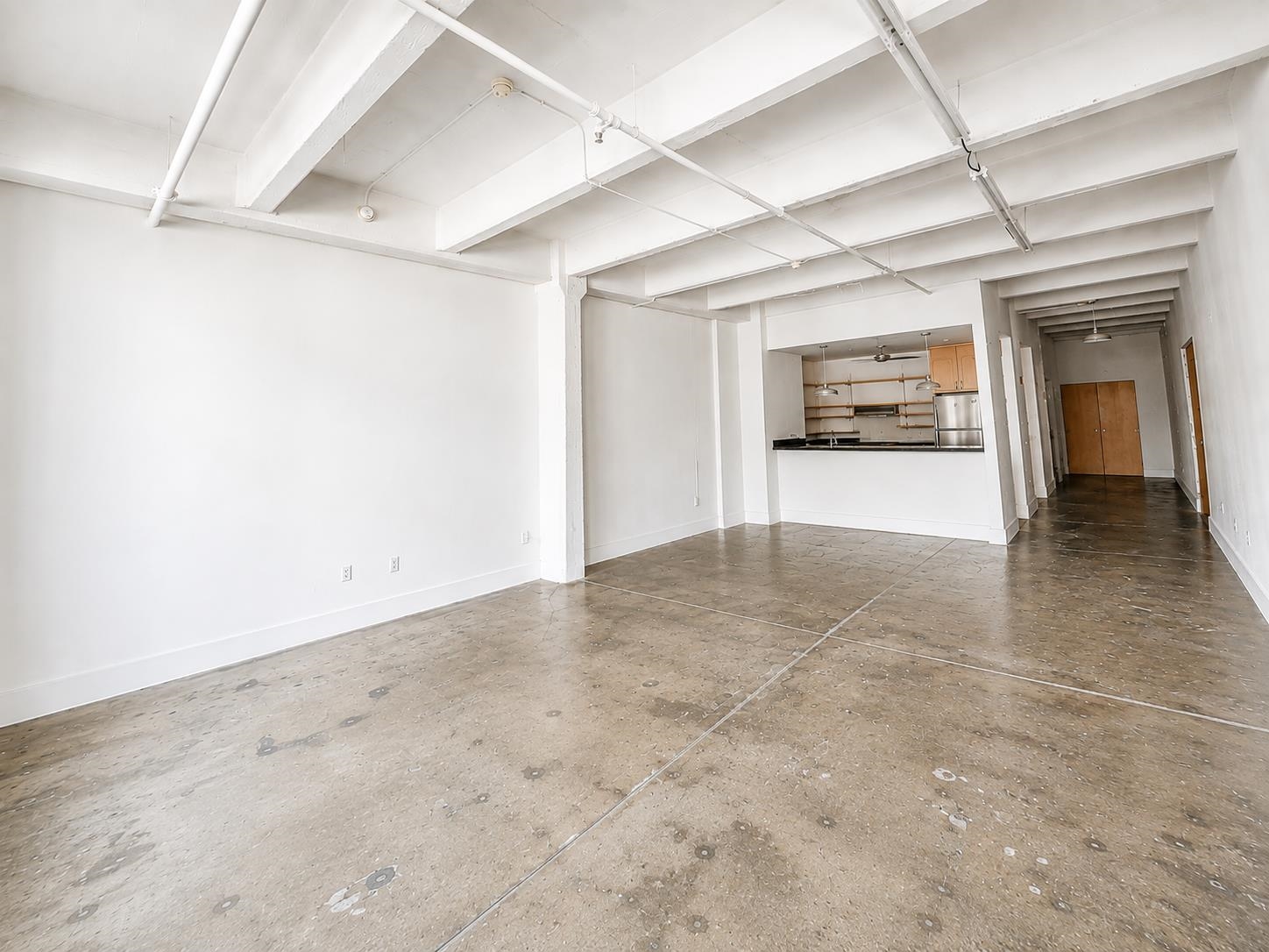 150 BAY ST Unit: 717