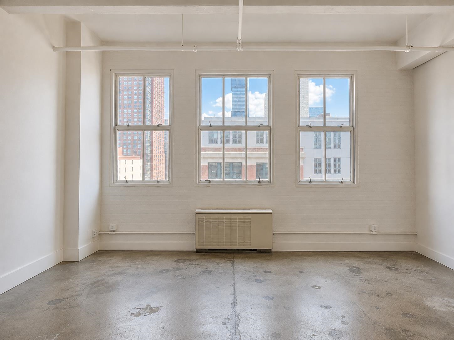 150 BAY ST Unit: 717