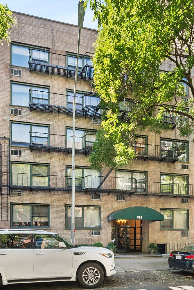 212 E 77TH Street 1A