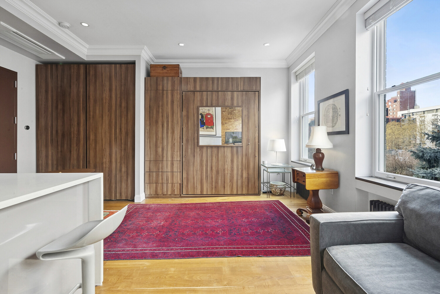 459 W 47TH Street 2R