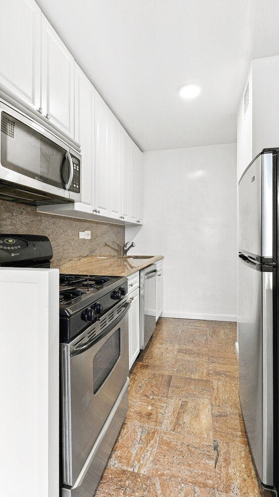 170 W END Avenue 2H