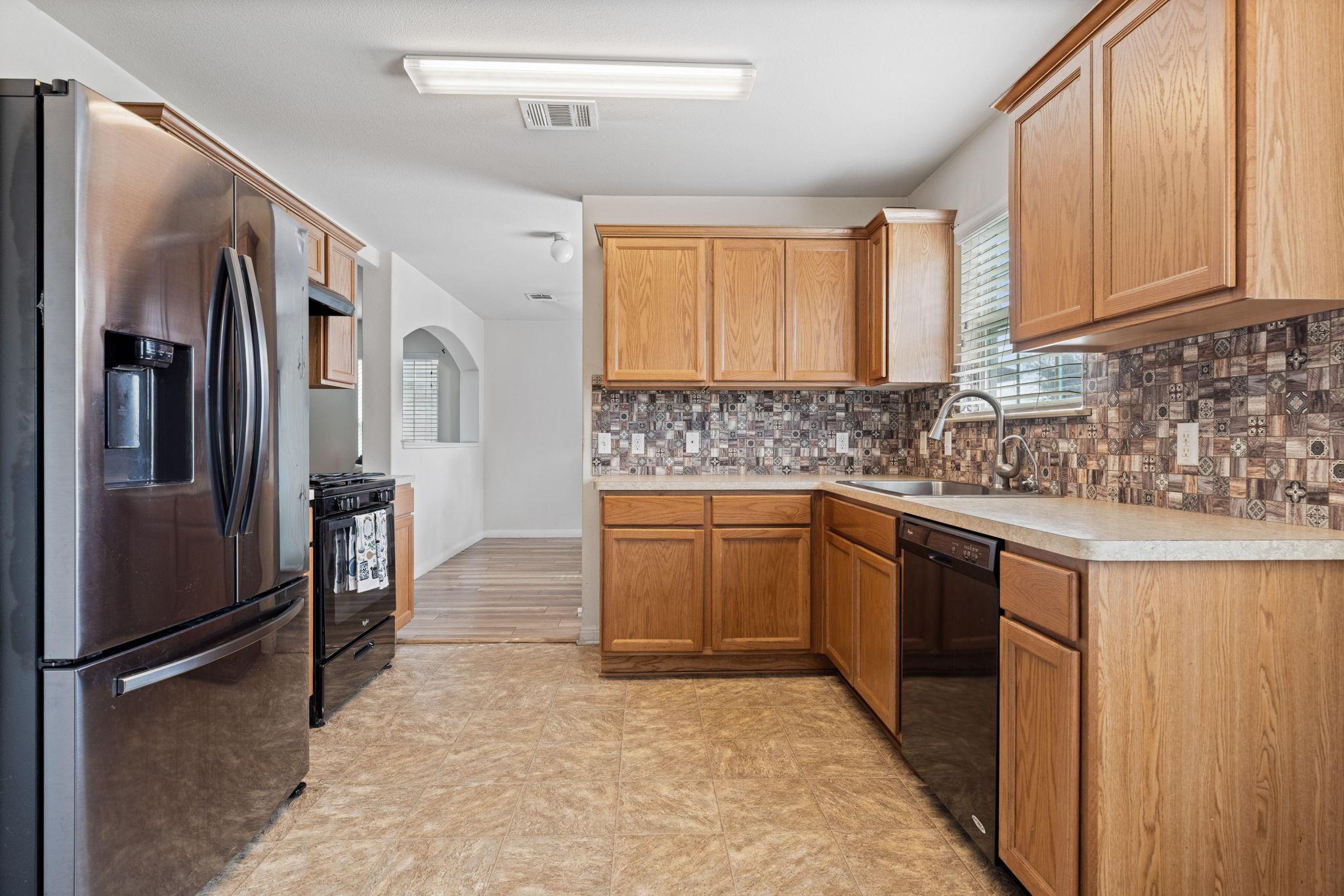 18813 Golden Eagle WAY