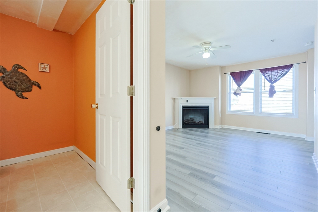 50 Liberty St # 1