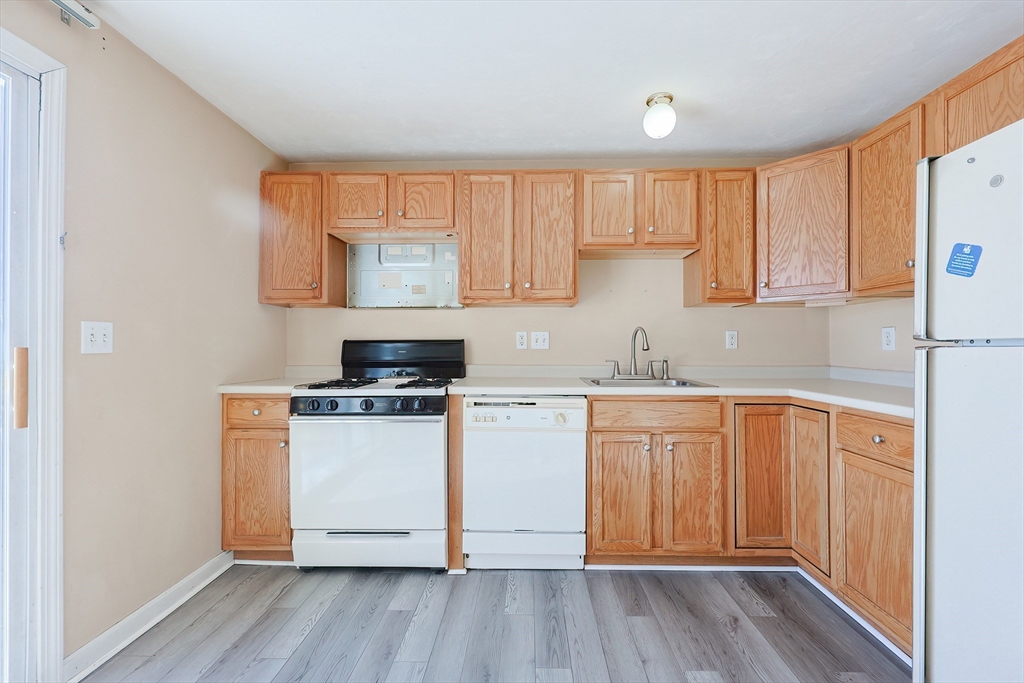 50 Liberty St # 1