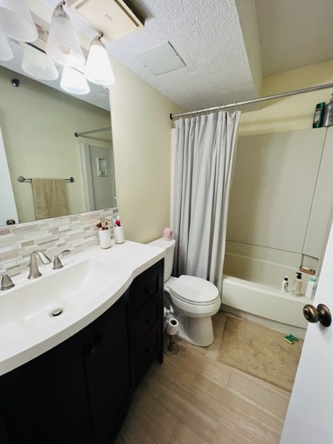 1731 Beacon # 425