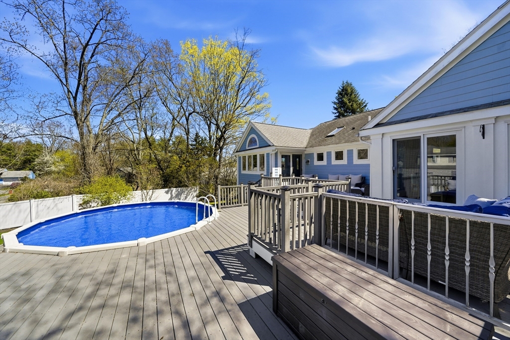 98 Blossomcrest Rd