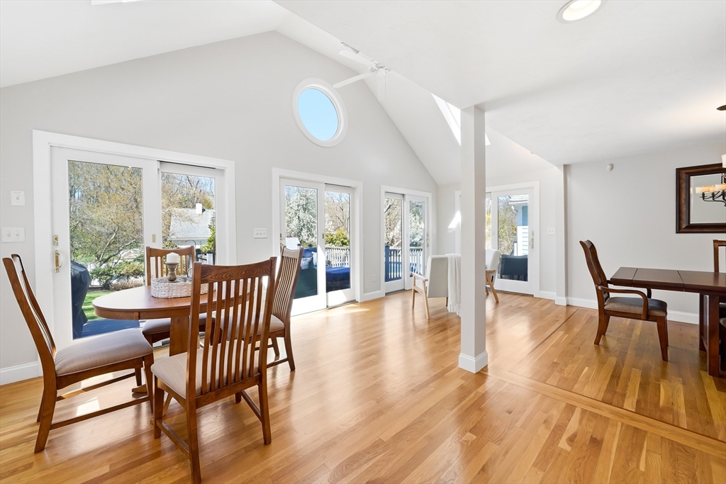 98 Blossomcrest Rd