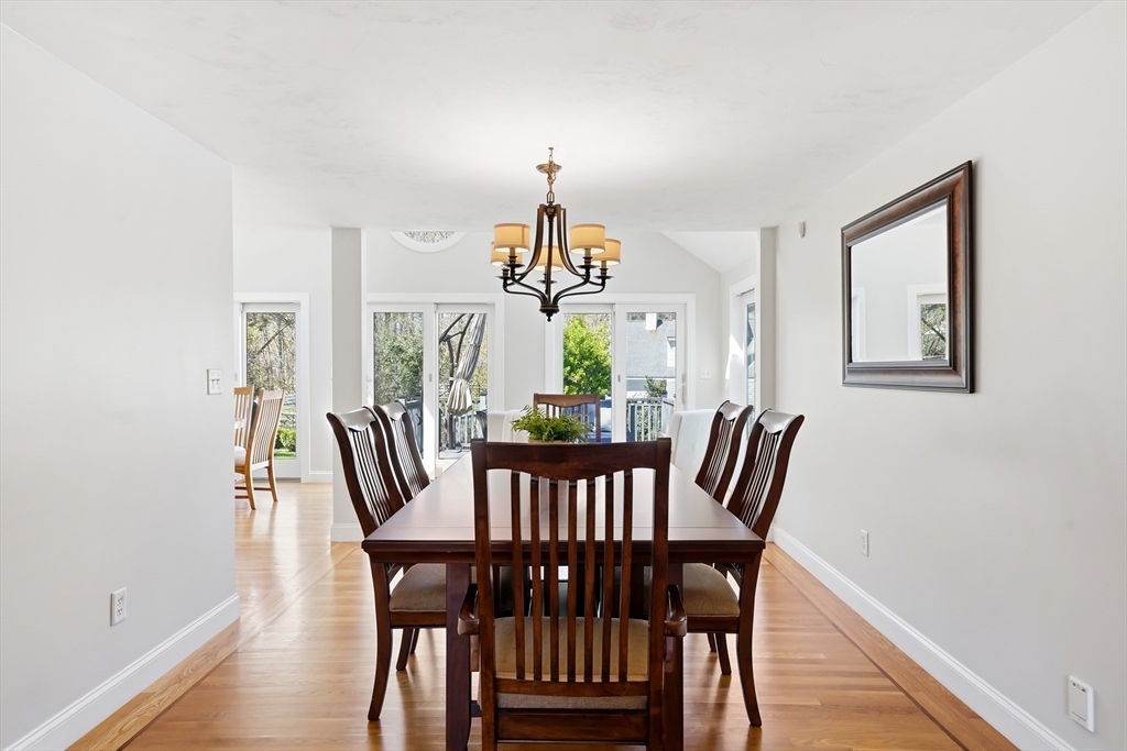 98 Blossomcrest Rd