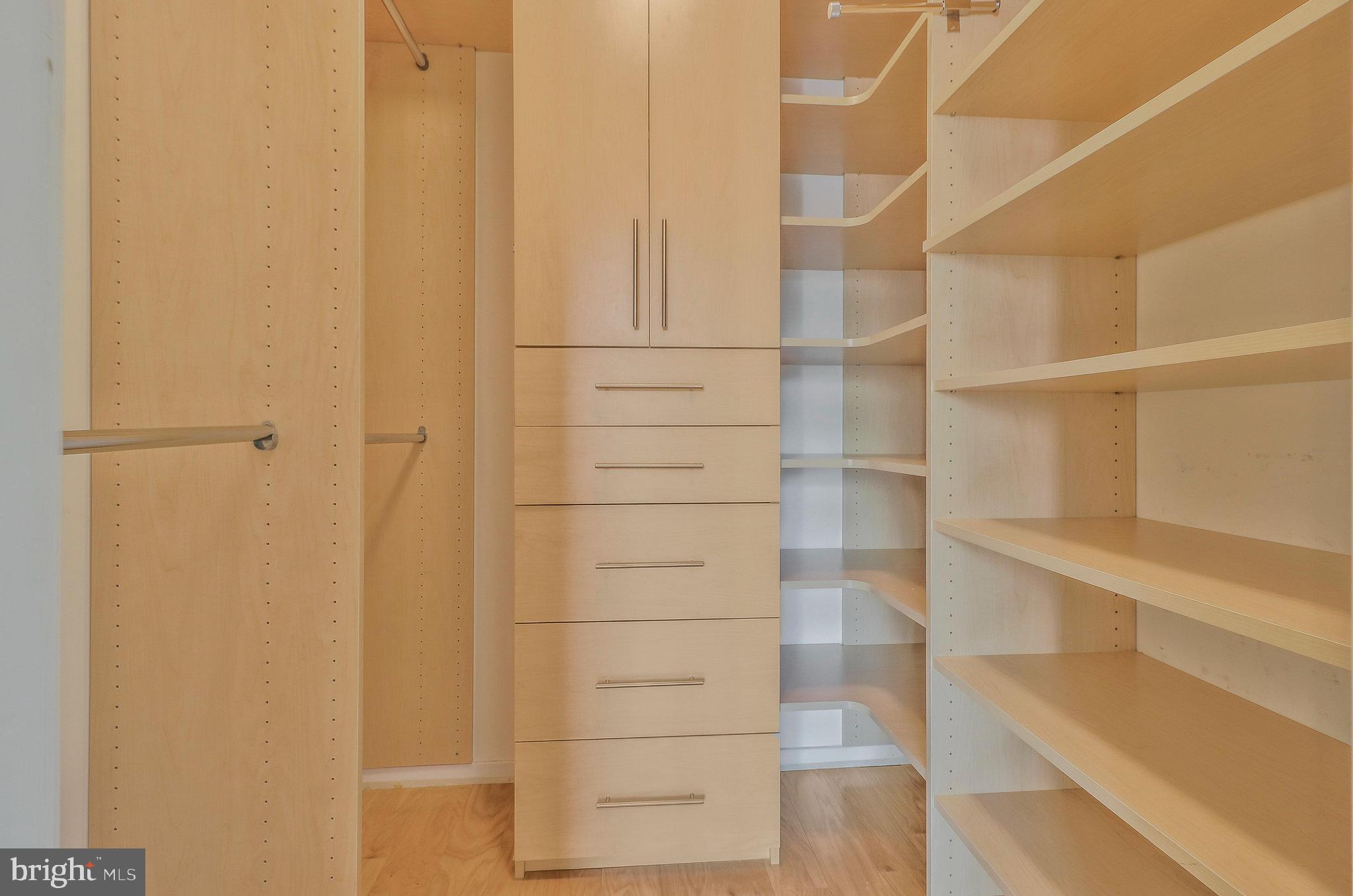 2320 Wisconsin Ave NW #208