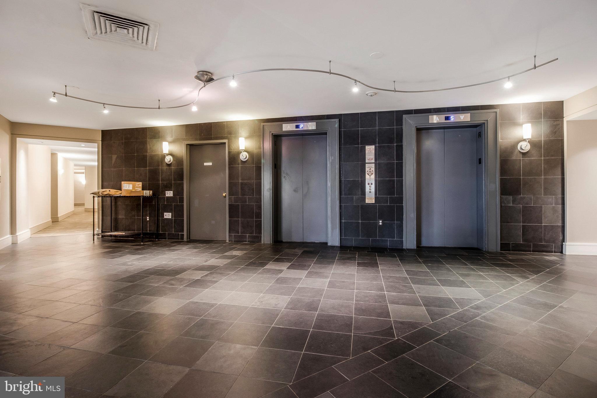 2320 Wisconsin Ave NW #208