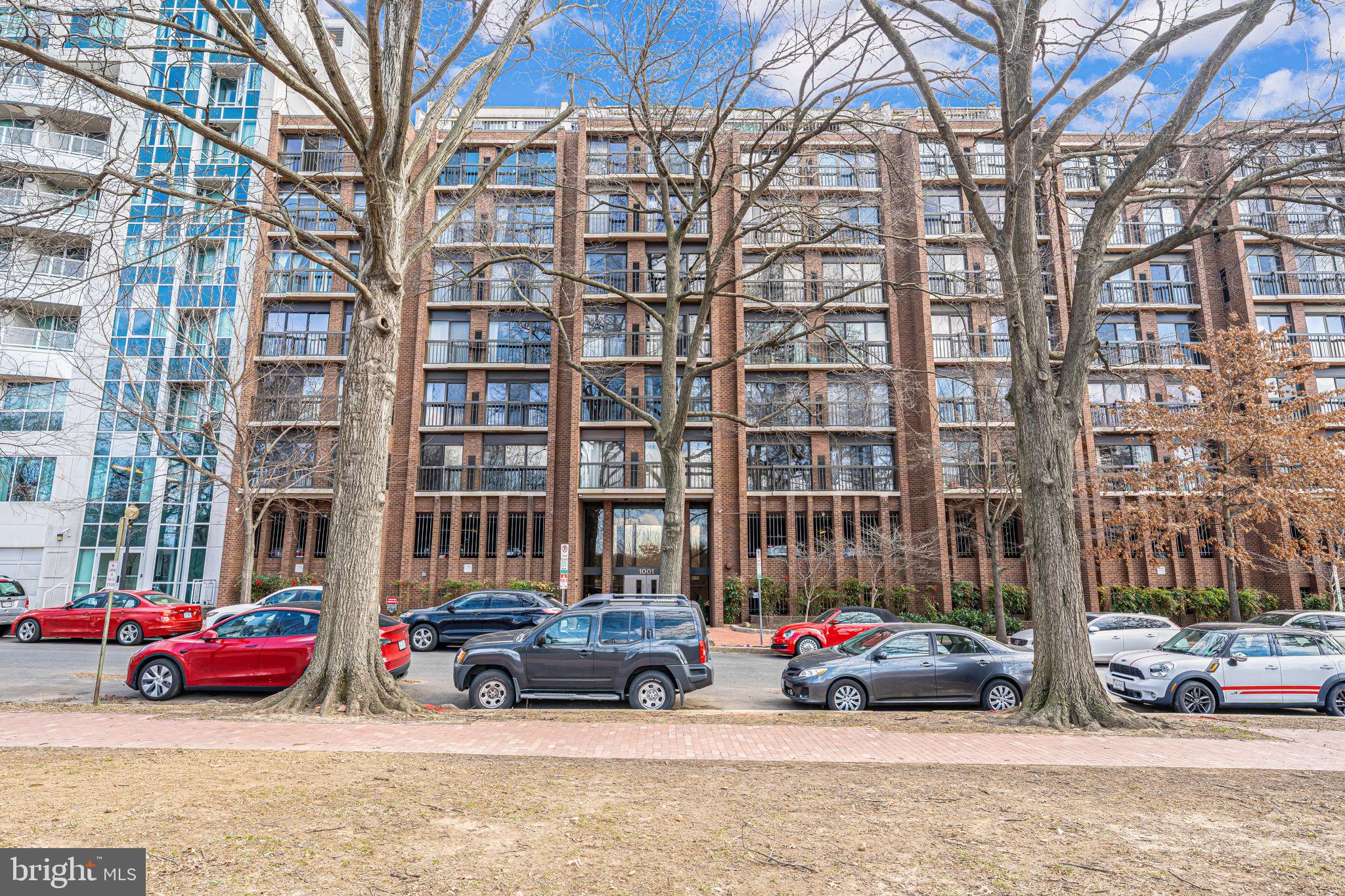 1001 26TH ST NW #508