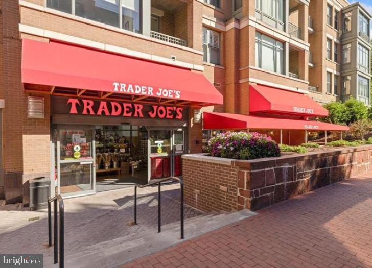 1001 26TH ST NW #508