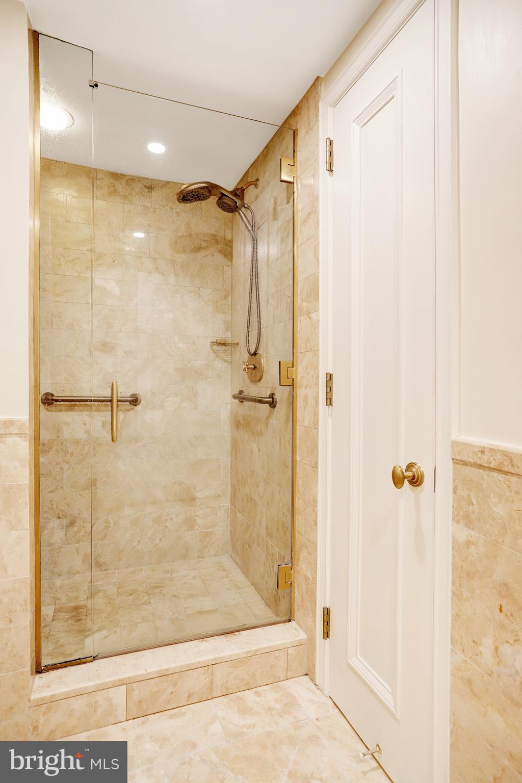 1155 23RD STREET NW 2E