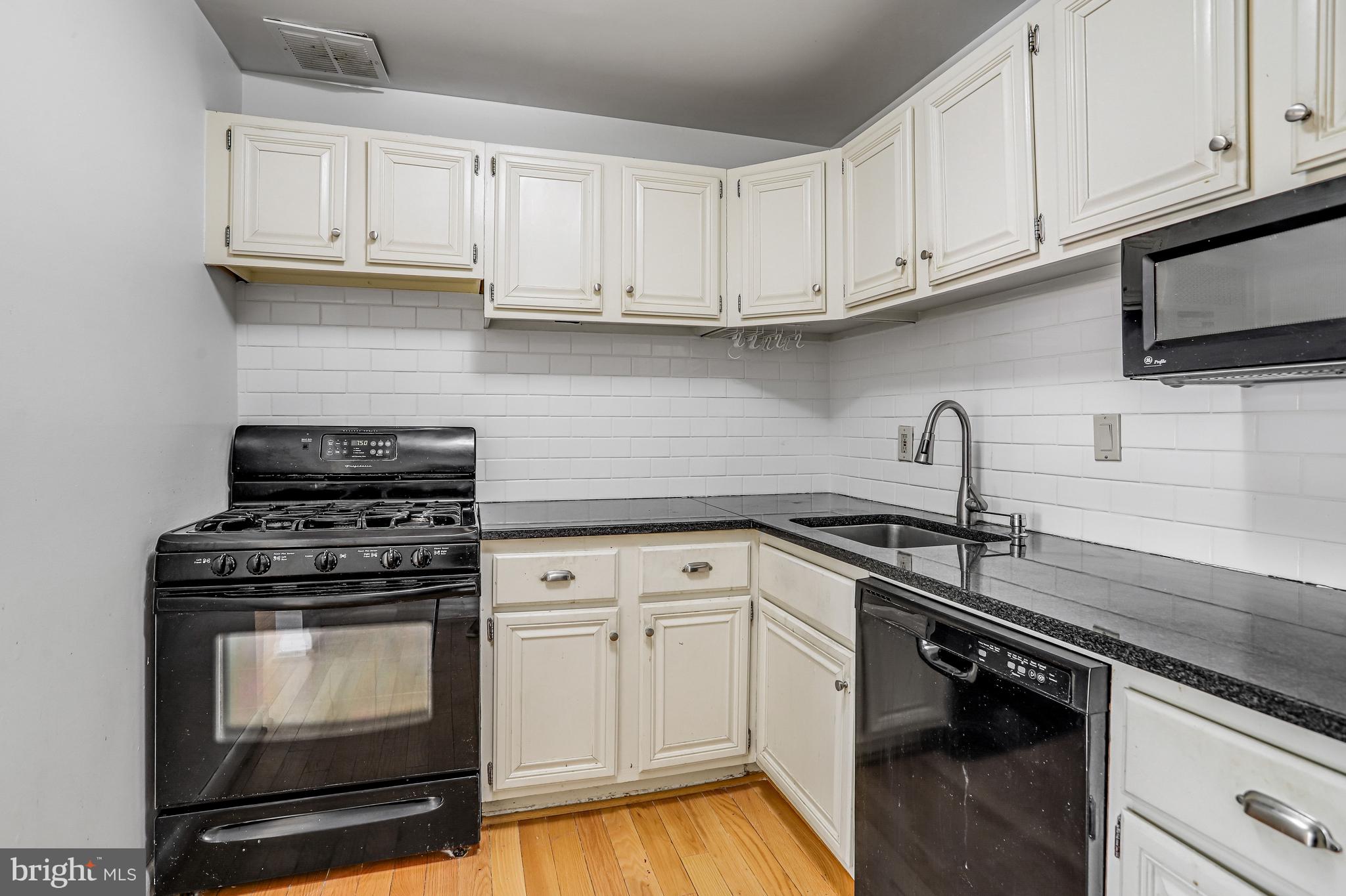 4555 MACARTHUR BOULEVARD NW 103