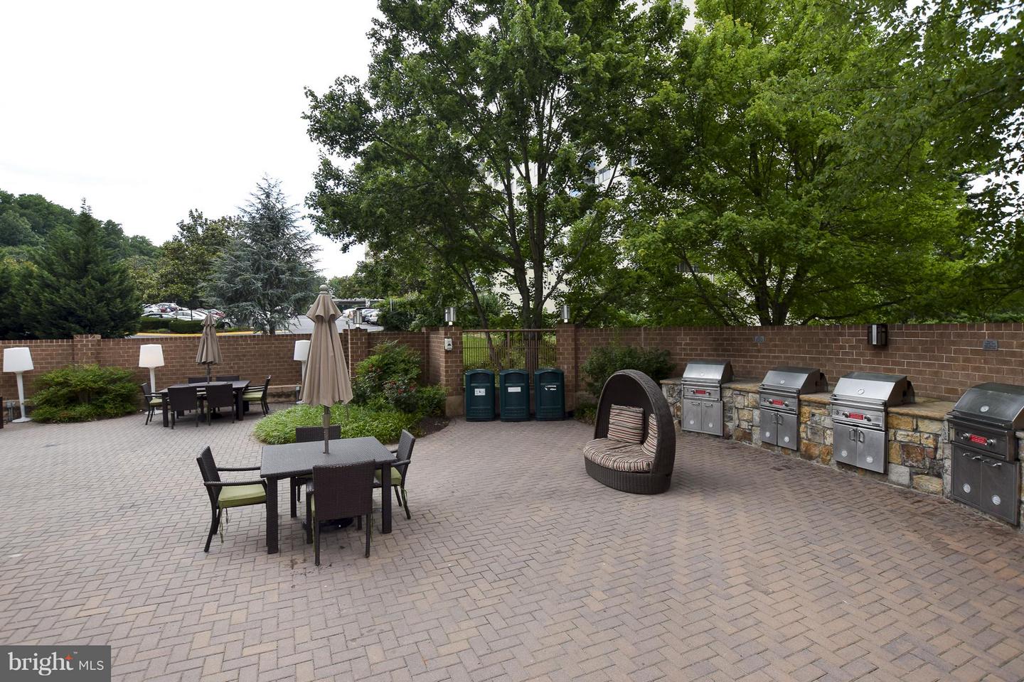10101 GROSVENOR PL #815
