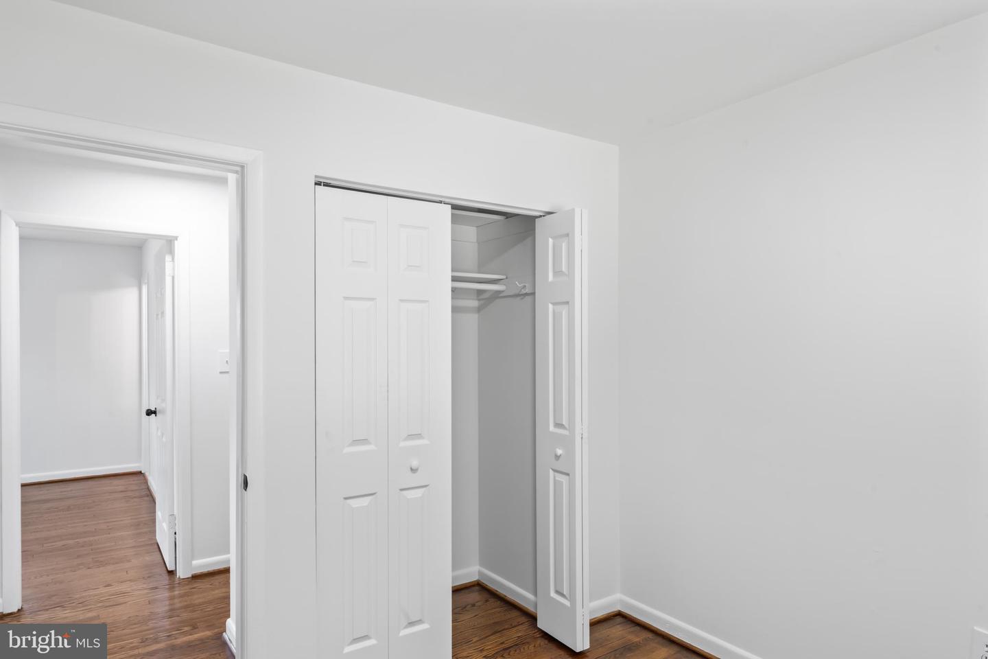 2521 Fairhill Dr