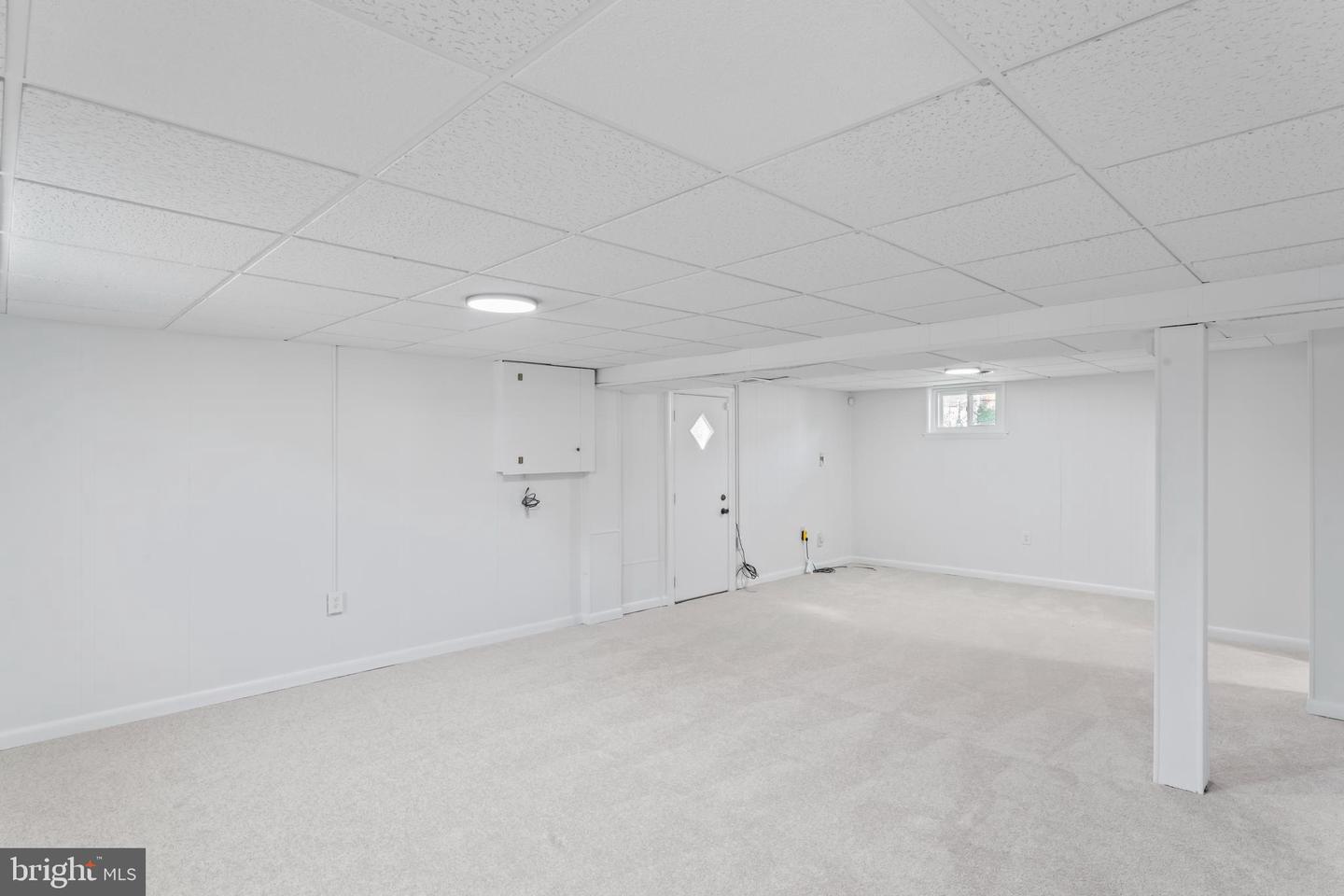 2521 Fairhill Dr