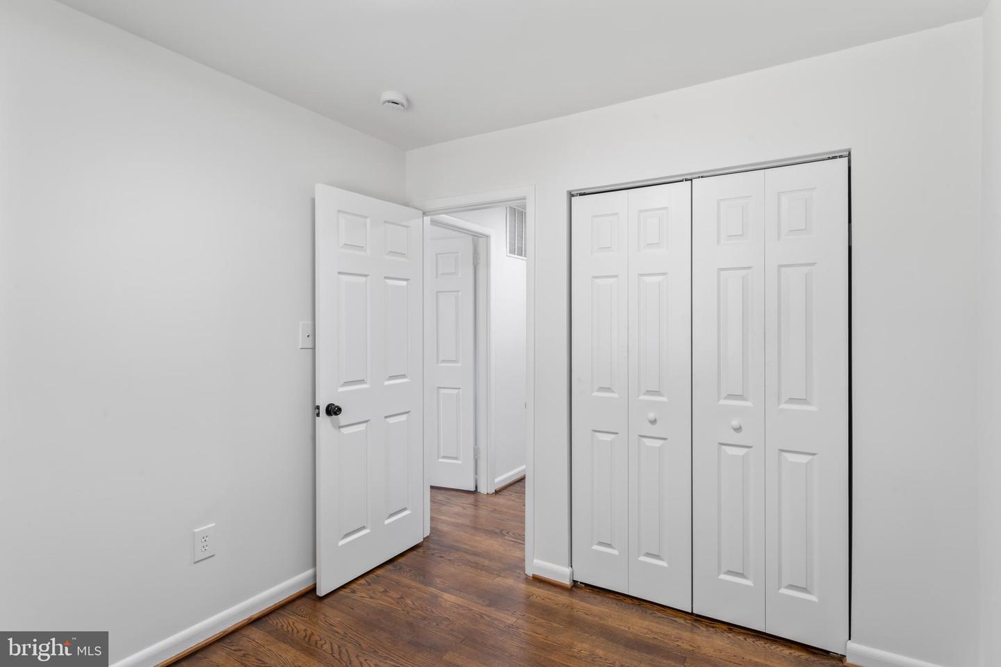 2521 Fairhill Dr