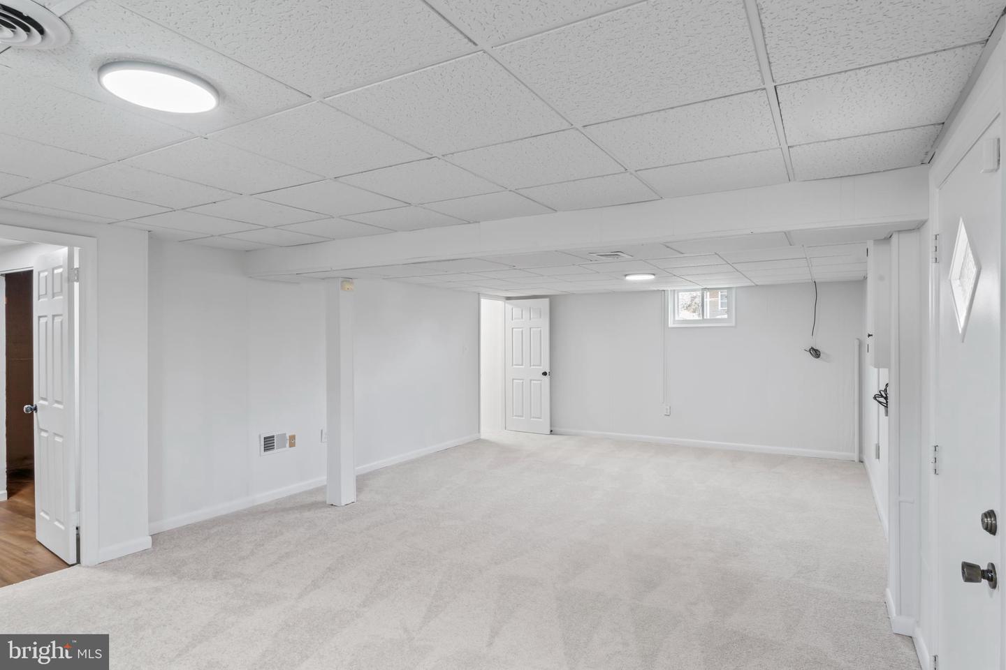 2521 Fairhill Dr