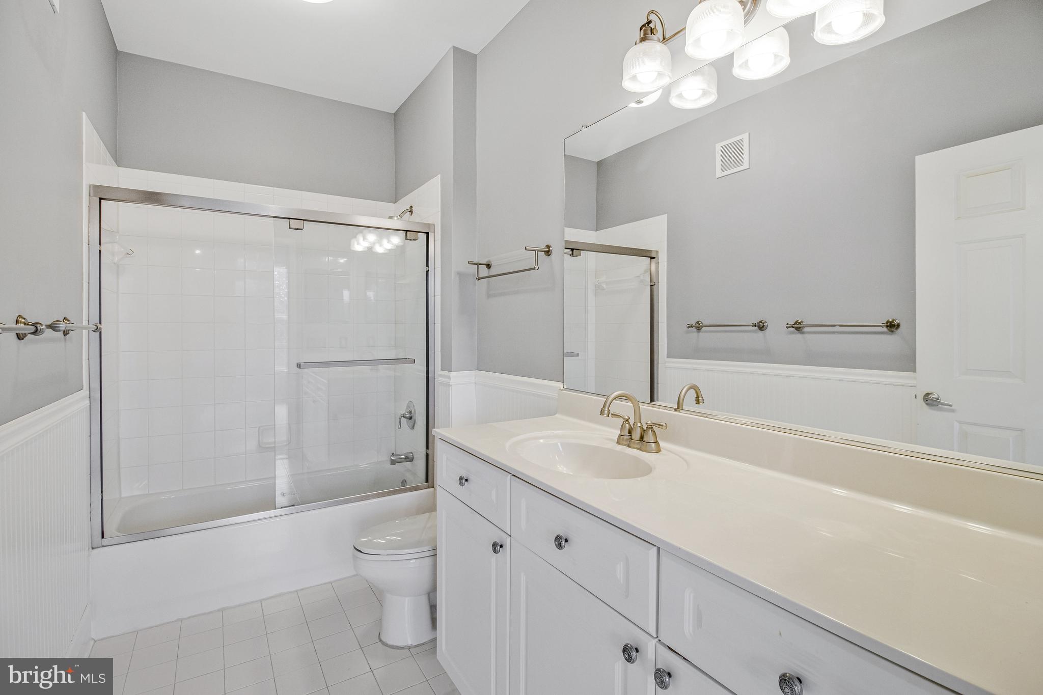 801 S GREENBRIER STREET 412