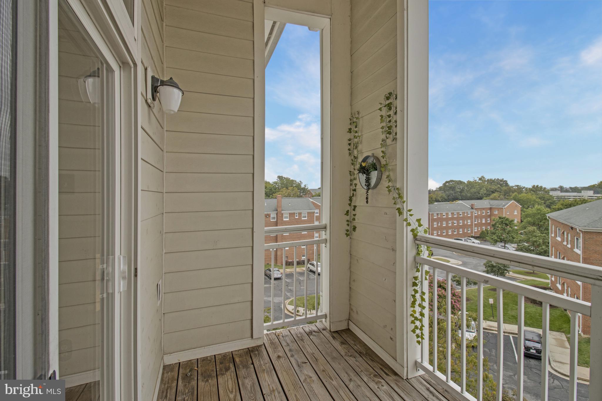 801 S GREENBRIER STREET 412