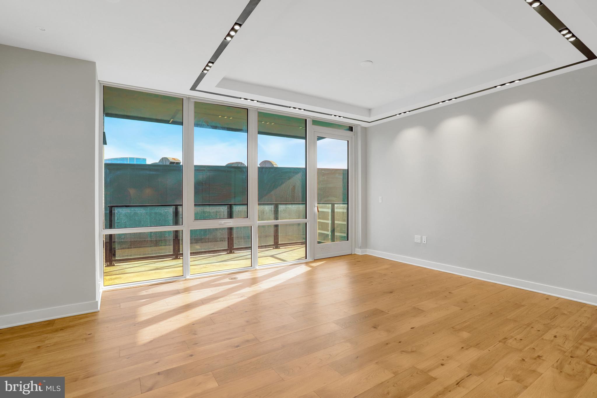 1781 N PIERCE STREET 1404