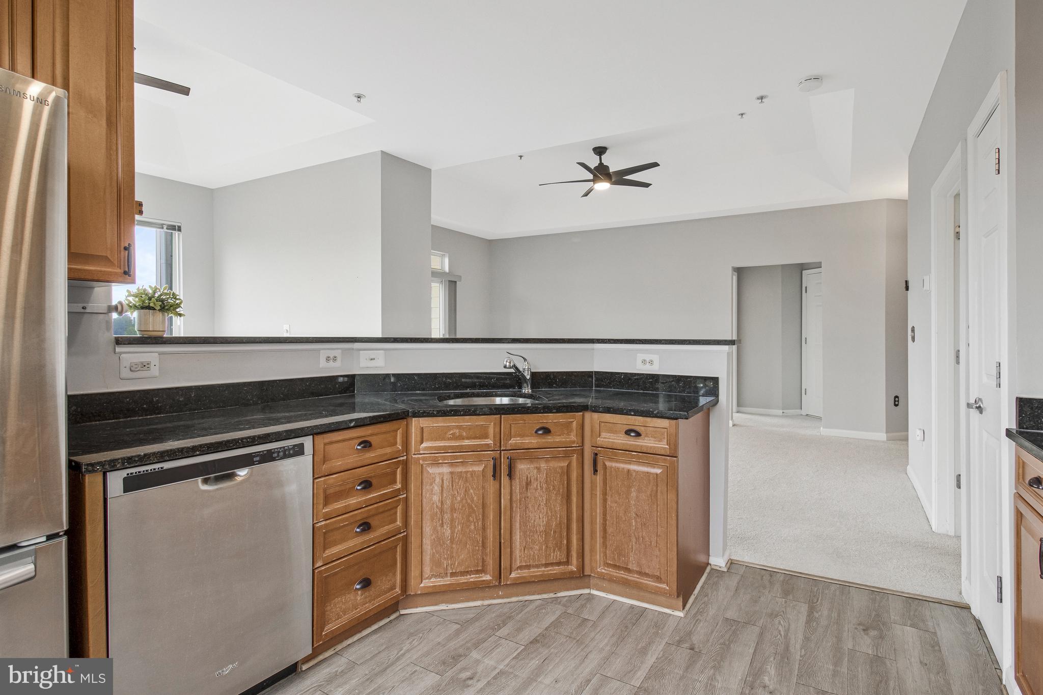 801 S GREENBRIER STREET 412